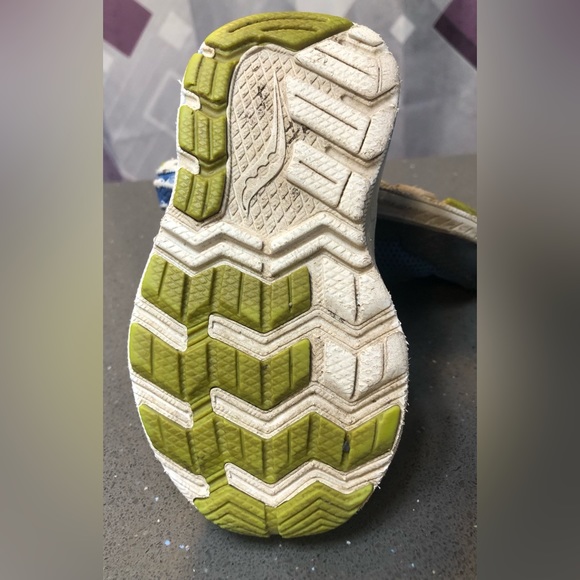 Saucony navy/green boys' sneaker, size 6W (toddler) - Picture 12 of 13